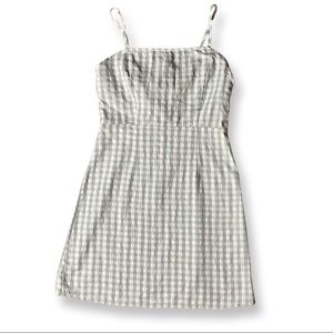 Ivy & Main green/white checkered dress. Small